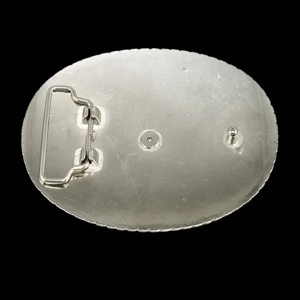 Unbranded belt buckle